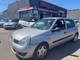 A vendre Renault Clio à Coignières 78310