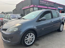 A vendre Renault Clio à Coignières 78310