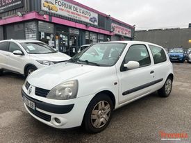 A vendre Renault Clio à Coignières 78310